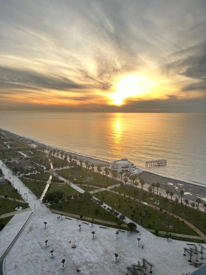 Апартаменты студия с потрясающим видом на море в Orbi Tower