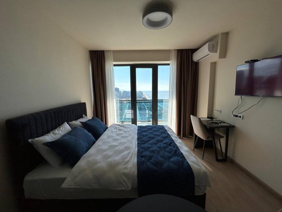 студия с потрясающим видом на море в Orbi Tower * Batumi