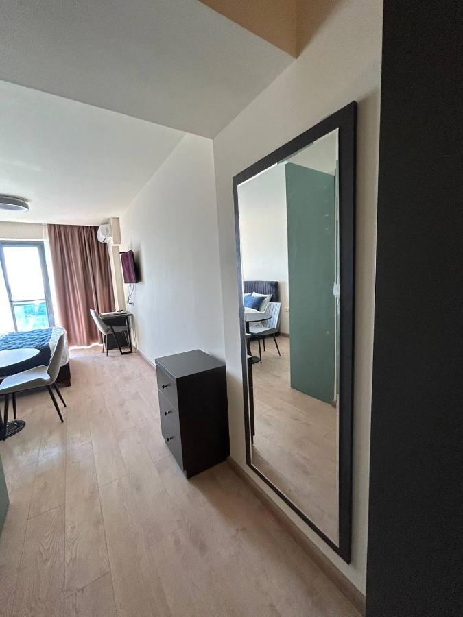 студия с потрясающим видом на море в Orbi Tower Apartment Batumi